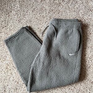 Nike Sherpa sweats